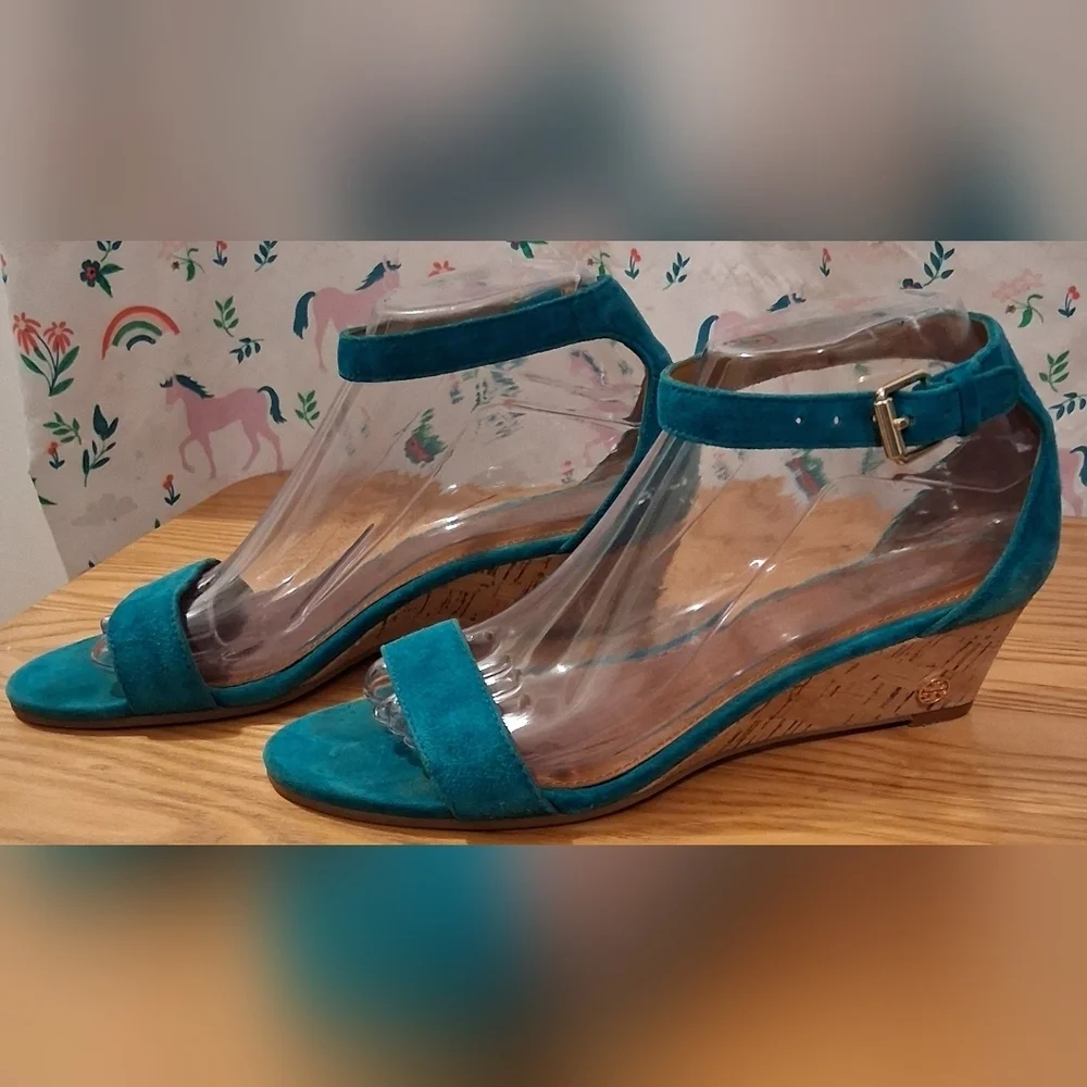 EUC Tory Burch Savannah Aqua Suede Business Casual Comfy Wedge Sandal SZ 7.5